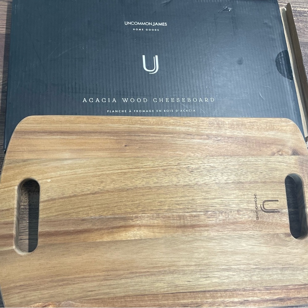 NIB Uncommon James Acacia Wood Cheesboard